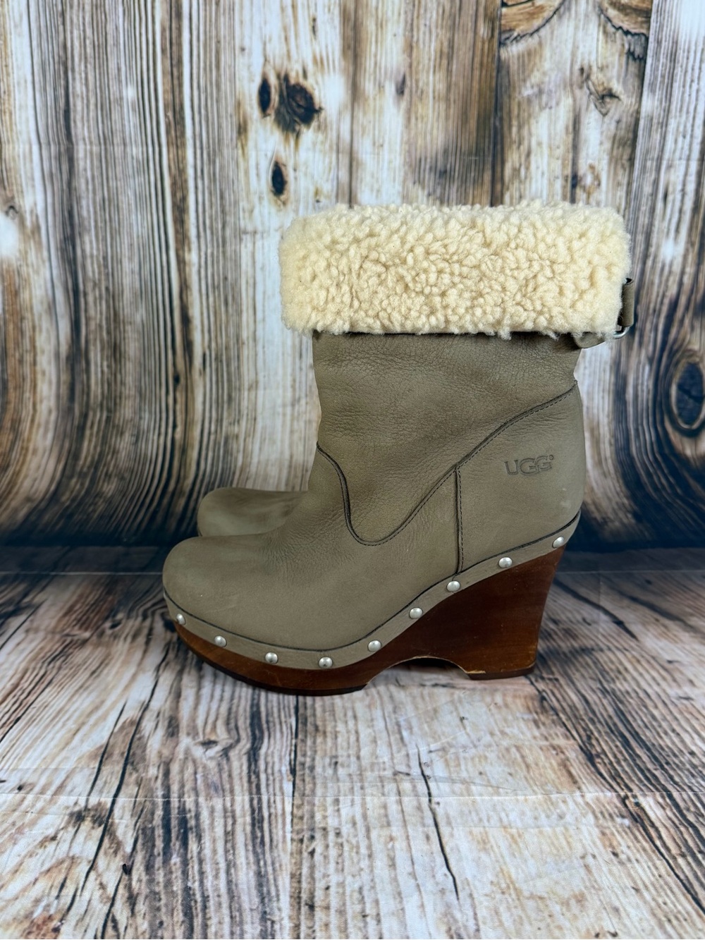 UGG Shearling Cuff Wood Wedge Studded Ankle Boots Taupe Women’s 7 Boho Festival